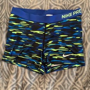 Women’s Nike pro spandex shorts